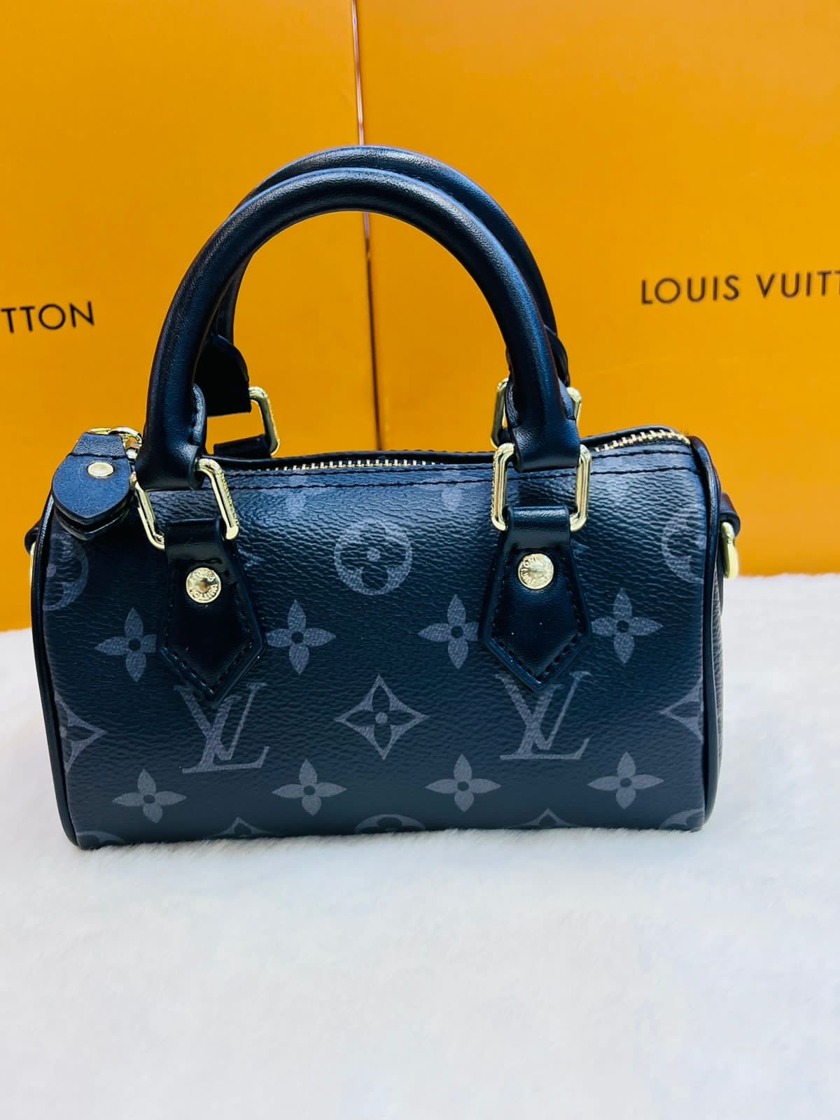 VL Handbag