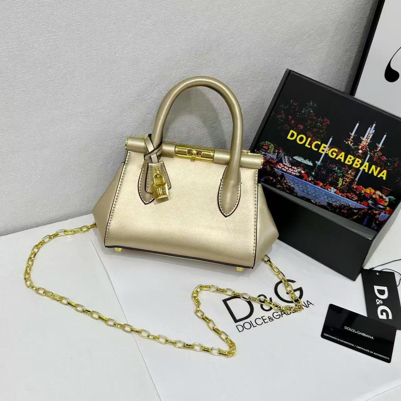 D & G Handbag
